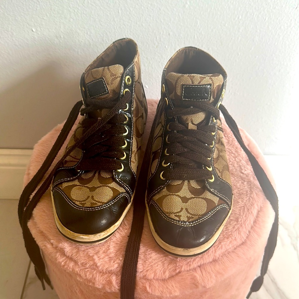 Coach boot size 8B